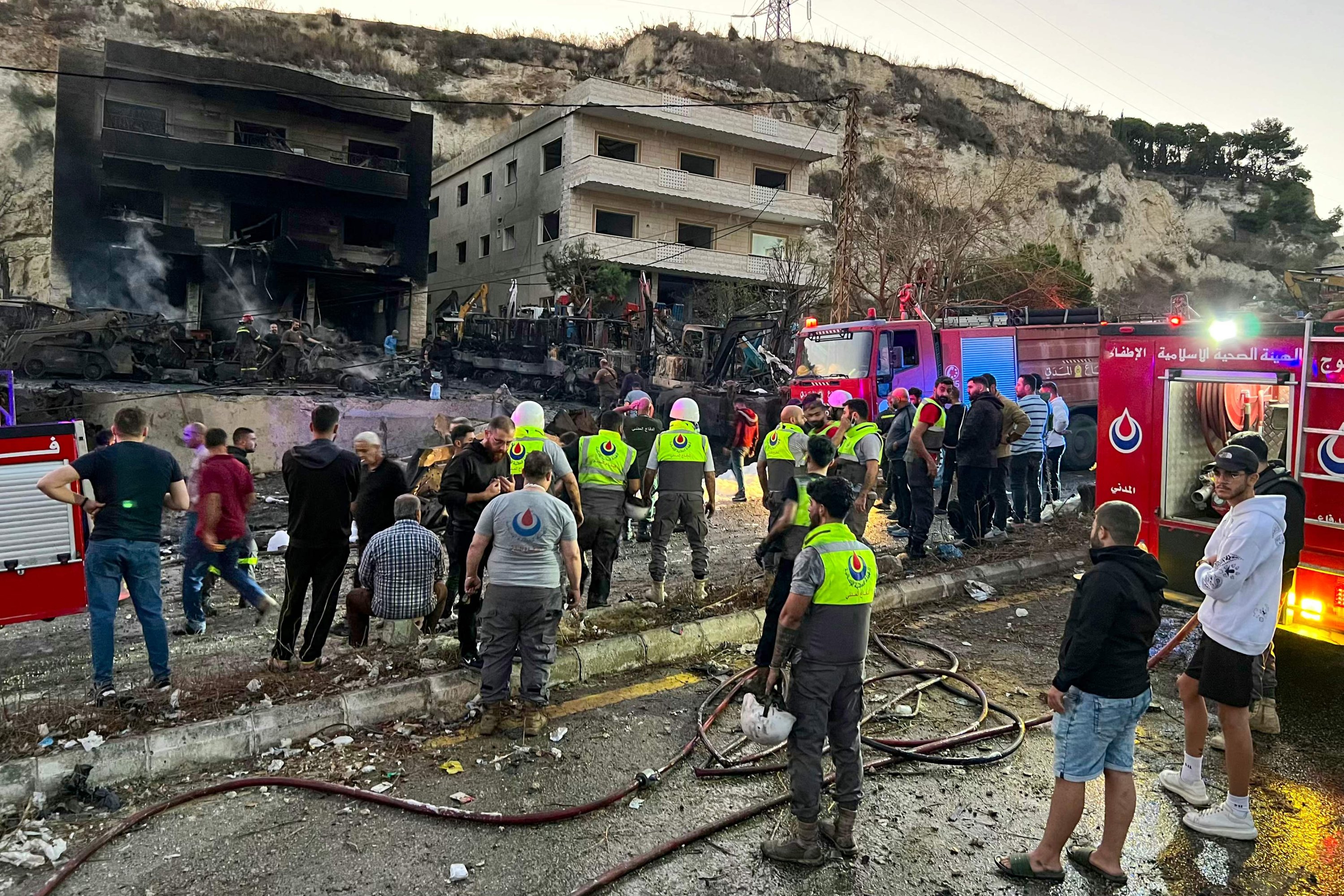 One Killed, Seven Wounded in Latest Israeli Airstrikes on Southern Lebanon