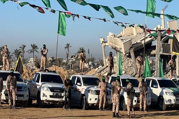 اولین گروه اسرای صهیونیست به صلیب سرخ تحویل داده شد