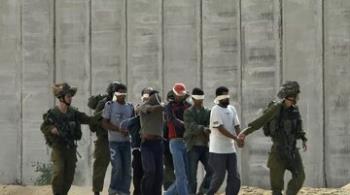 كيف يحاول الاحتلال الإسرائيلي كسر فرحة الأسرى الفلسطينيين قبل تنفيذ اتفاق وقف إطلاق النار