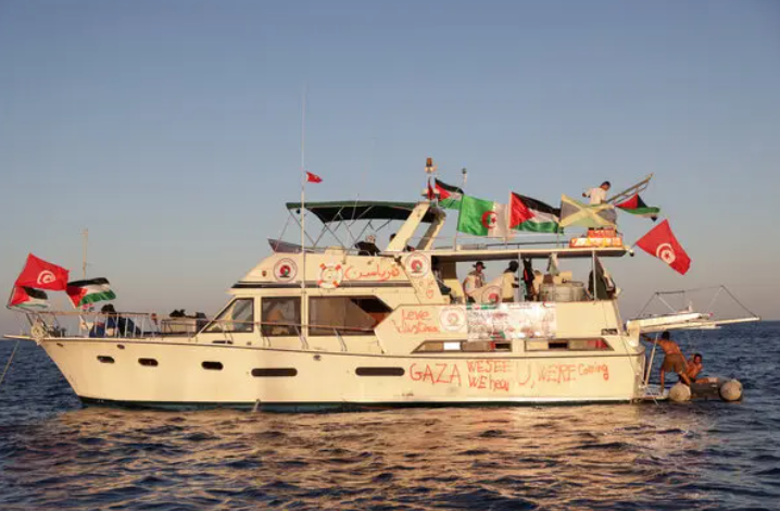 Israeli Naval Ships Move Toward Several Vessels in The Global Sumud Flotilla
