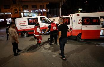 إصابات واعتقالات خلال اقتحام قوات الکیان الصهيوني مناطق متفرقة في الضفة الغربية إصابات واعتقالات خلال اقتحام قوات الکیان الصهيوني مناطق متفرقة في الضفة الغربية
