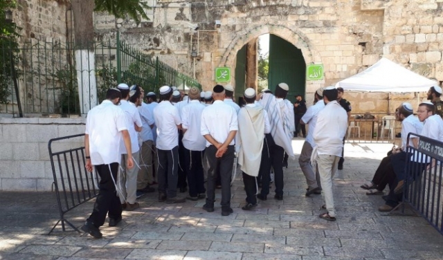 حماس: الاعتداء على مقبرة باب الرحمة جريمة تهويدية تستهدف طمس هوية القدس