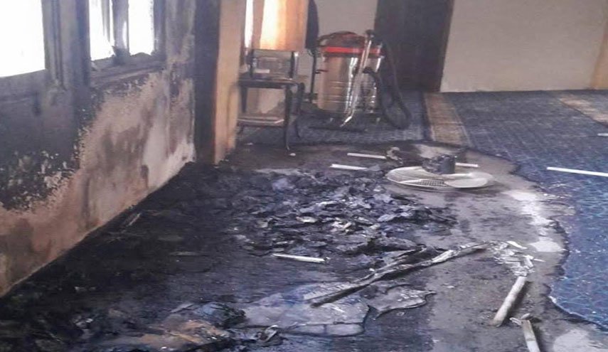 مستوطنون يحرقون مسجدًا في سلفيت