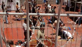 "المنظمة العربية لحقوق الإنسان" تدين الانتهاكات الجنسية بحق الأسرى الفلسطينيين