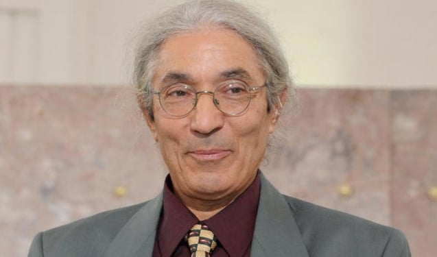 الجزائر تعفو عن بوعلام صنصال لنقله للعلاج في ألمانيا