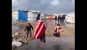 غزة الغارقة..دعاء طفل يثير موجة غضب وتعاطف عالمي