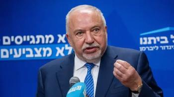 لیبرمن: کابینه نتانیاهو کنترل اوضاع اسرائیل را از دست داده‌است