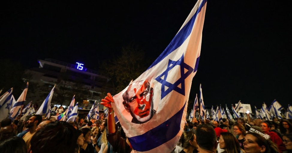 قصة نتنياهو... أفول من ظنَّ نفسه مُخلِّصاً!