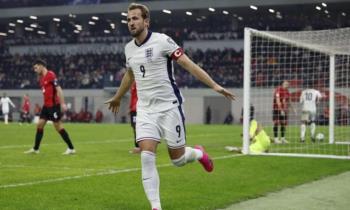 إنكلترا تهزم ألبانيا بثنائية وتنهي مشوار تصفيات المونديال بالعلامة الكاملة وبشباك نظيفة