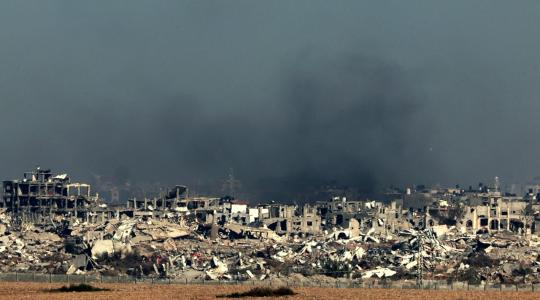 الدفاع المدني في غزة: الاحتلال نسف منازل وتسبب بنزوح جماعي بعد وقف إطلاق النار