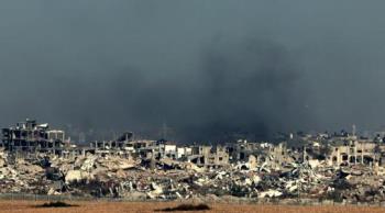 الدفاع المدني في غزة: الاحتلال نسف منازل وتسبب بنزوح جماعي بعد وقف إطلاق النار