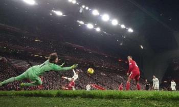 ليفربول يتراجع للمركز 11 بفارق ثماني نقاط خلف أرسنال