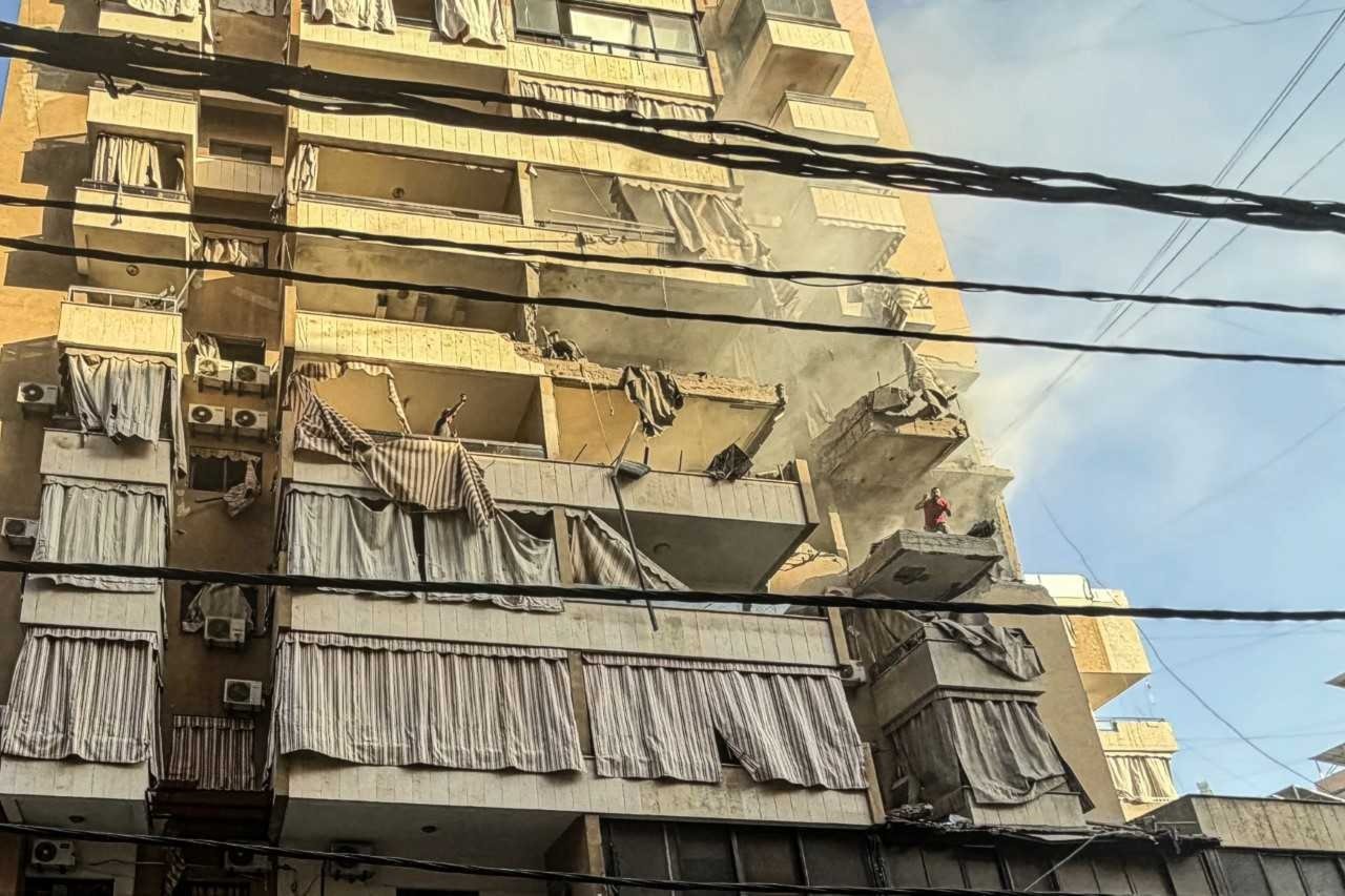 شهداء وجرحى جراء العدوان الإسرائيلي على حارة حريك بالضاحية الجنوبية لبيروت