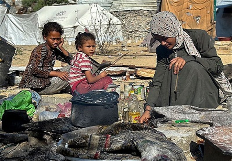 90% من سكان غزة يعتمدون على المساعدات الإنسانية