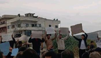 سوريا.. احتجاجات علوية على الانفلات الأمني وعجزدولة الجولاني المؤقتة