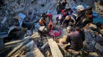 صحة بغزة: انتشالنا 596 جثمانًا من أصل 10 آلاف مفقود