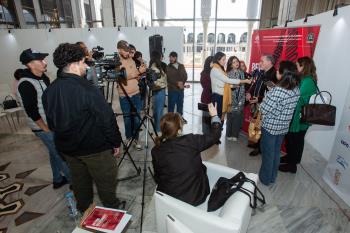 122 فناناً يشاركون في مهرجان تشكيلي دولي في الجزائر