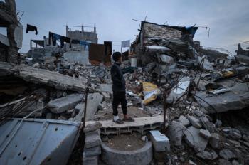 New Israeli Attacks Reported in Gaza as Fatalities Exceed 70,000