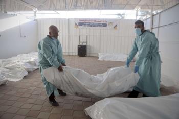 الصحة الفلسطينية: استلمنا جثامين 45 شهيدًا من الاحتلال