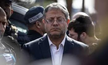 بن غفير يتباهى بإهانة الأسرى الفلسطينيين ويدعو إلى إعدامهم.. تصعيد سياسي وتحريض قانوني في الكيان الإسرائيلي