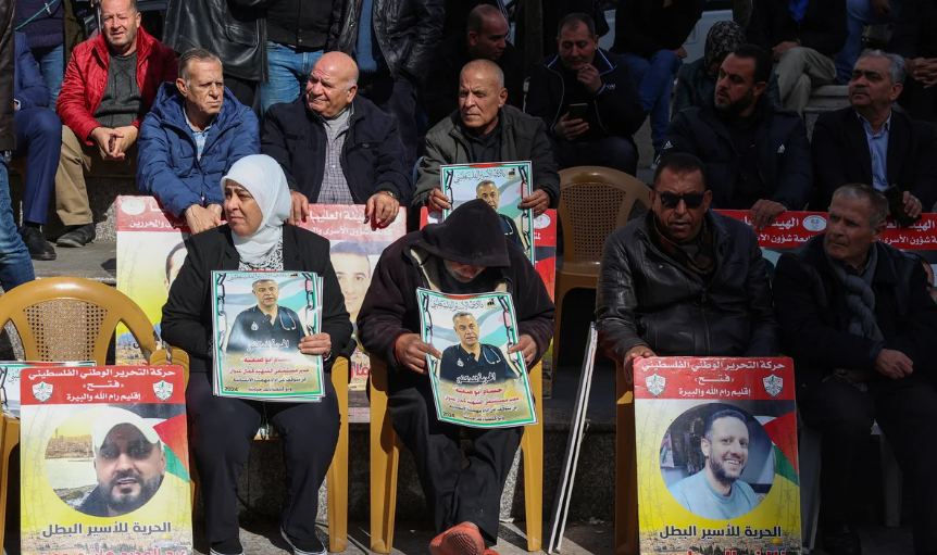 Israeli Media Disclose Details of Prisoner Exchange: Phase One Set for Sunday at 4 PM