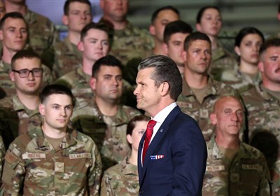 وزیر جنگ آمریکا: جهان در آستانه بحران است