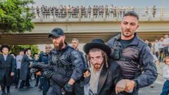 التجنيد الإجباري بين الحريديم... أزمة “هوية” في الأراضي المحتلة