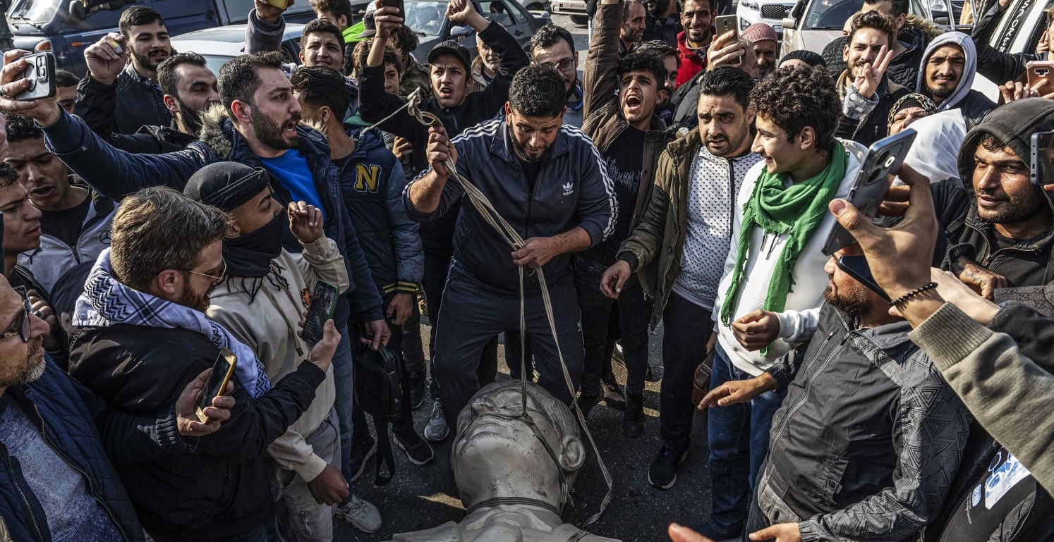 من إسقاط الأسد إلى مأزق الدولة.. لماذا فشلت سوريا الجديدة في كسب السوريين؟