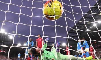 ليفربول يدخل المربع الذهبي بفوزه على ولفرهامبتون صاحب أطول بداية بدون فوز بالدوري الإنكليزي