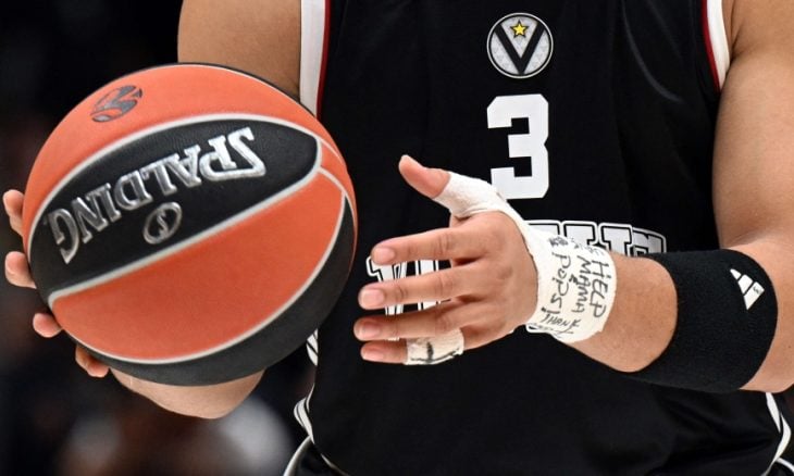 جماهير برشلونة تطالب بحظر مشاركة إسرائيل في الدوري الأوروبي لكرة السلة