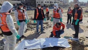 الصليب الأحمر: انتشال الجثامين يتطلب دعمًا للدفاع المدني بغزة