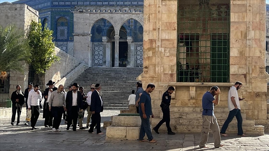 237 مستوطنا إسرائيليا يقتحمون المسجد الأقصى في رمضان