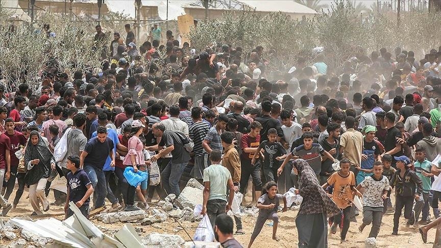 شهداء وعشرات الجرحى والمفقودين بالقرب من نقطة المساعدات الأمريكية برفح
