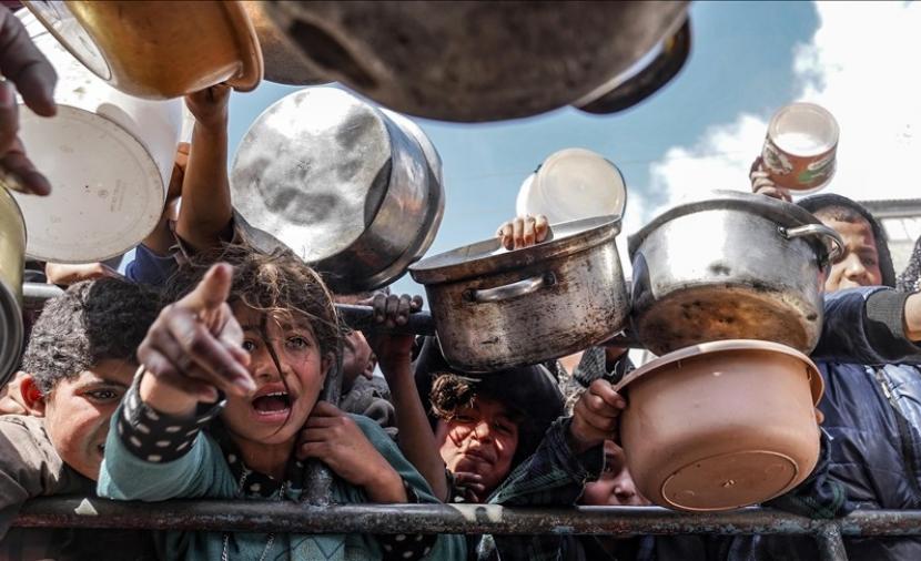 منع المساعدات الإنسانية وقطع الخبز عن أطفال غزة... ابن غفير يكشف الوجه الحقيقي للاحتلال