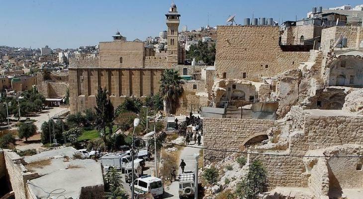 سلطات الاحتلال تغلق لوحات الكهرباء في المسجد الإبراهيمي