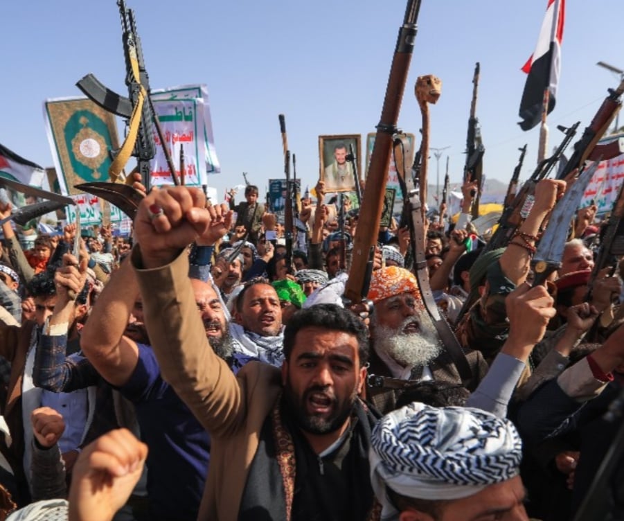 من حرب الإعلام إلى حرب الأوهام.. أنصار الله تهاجم روايات الاحتلال الملفّقة