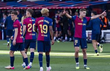 عرض سعودي مغر لنجم برشلوني شاب