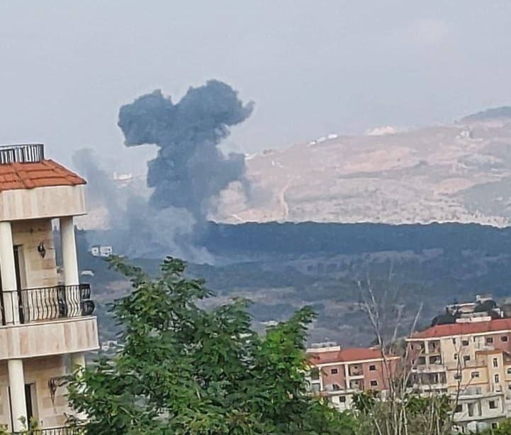 مواصلاً انتهاك اتفاق وقف النار مع لبنان.. الاحتلال يشن غارات على قرى جنوبية