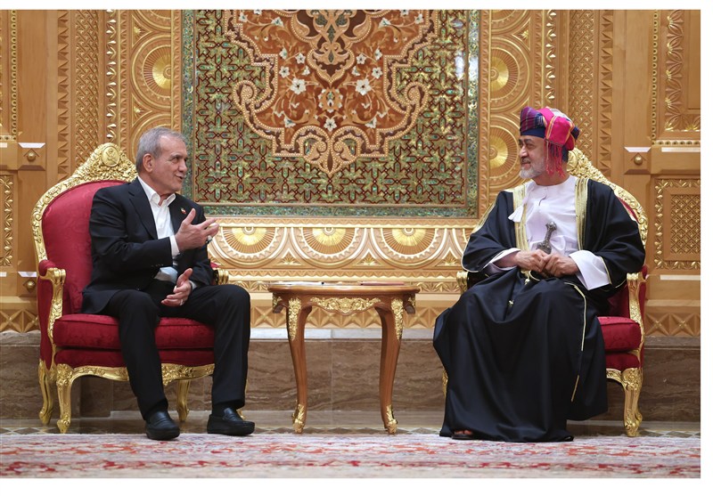 Iran Is Not Interested and Has No Purpose of Challenging Neighbors
