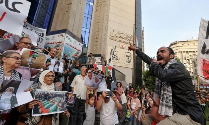 الوقفة المصرية أمام نقابة الصحفيين.. صرخة شعبية ضد حصار غزة وتواطؤ الأنظمة