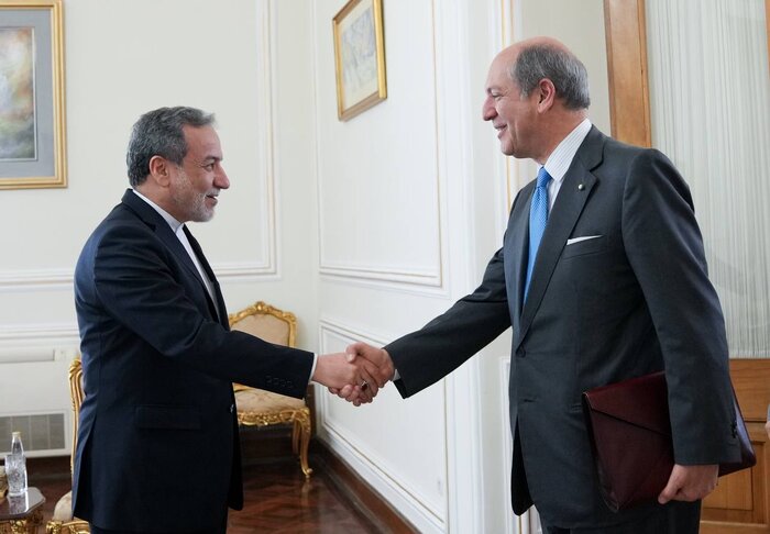 Tehran Hosts Political Talks Between Iran and Italy
