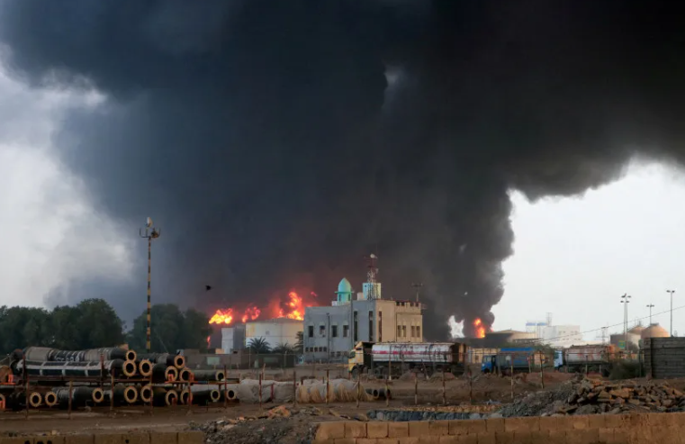 Israeli Warplanes Carry Out Multiple Airstrikes on Yemen’s Hudaydah Port