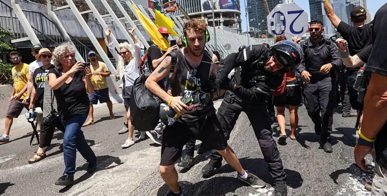 Israel Sinks in Protests: Why Are Israelis against Netanyahu War?