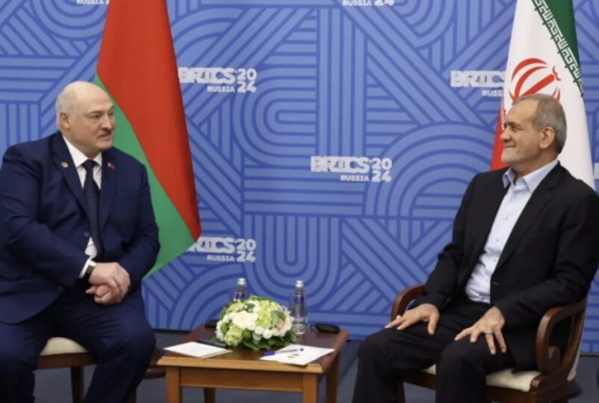 Tehran and Minsk Ink 12 Bilateral Cooperation Documents