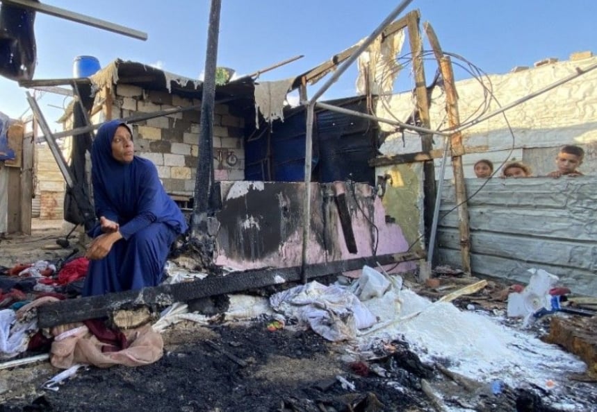 غزة: استشهاد وجرح العشرات بقصف إسرائيلي على خيام النازحين ومنتظري المساعدات