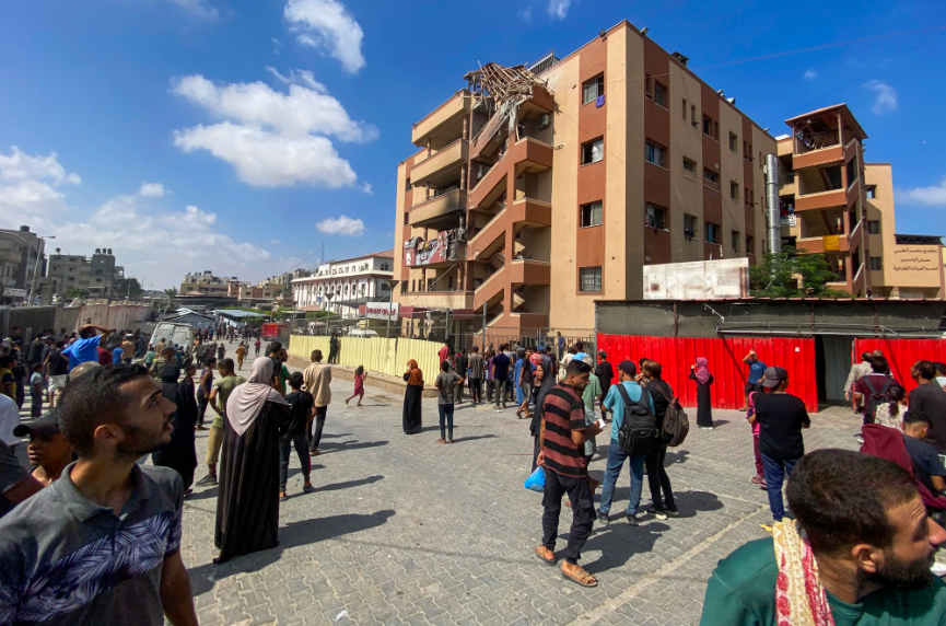 20 Killed, 4 Journalists Among Victims of Twin Israeli Strikes on Gaza Hospitals