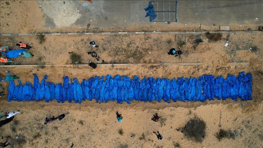 حماس: الاحتلال يحتجز جثامين 726 شهيداً ومصير عدد كبير في غزة ما زال مجهولاً
