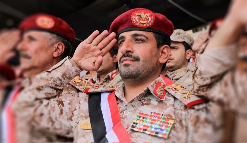 رئيس أركان القوات المسلحة اليمنية: العدوان الإسرائيلي على صنعاء لن يمرّ دون عقاب