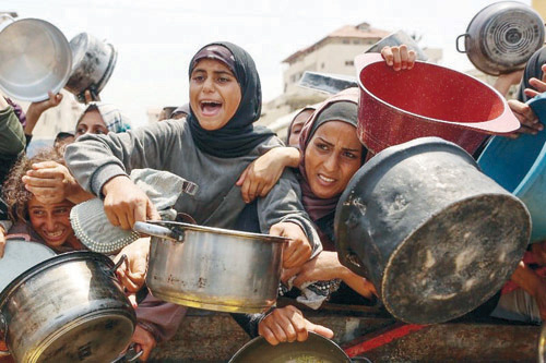 ارتفاع عدد ضحايا التجويع في غزة إلى332 بينهم 124 طفلا