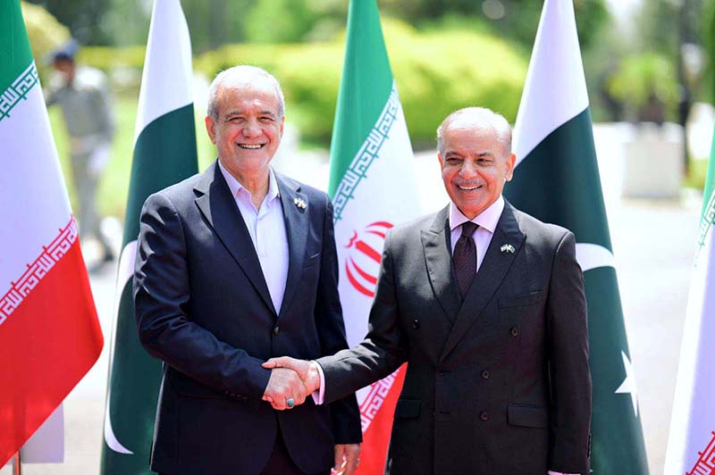 Pezeshkian Praises Pakistan’s ‘Heartening’ Backing Amid Israeli-US War on Iran